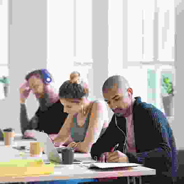 Oxhar Business School